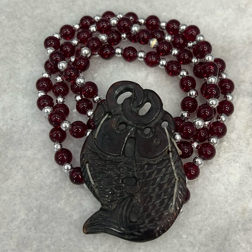 Serpentine Simulated Ruby Beaded Kissing Fish Stretch Bracelet